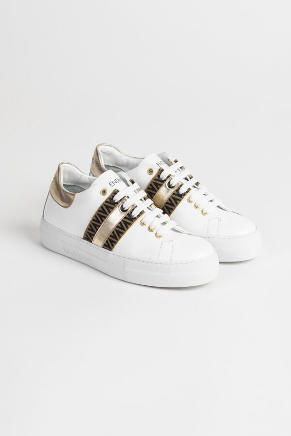 sneakersy-złoty-valentino-1